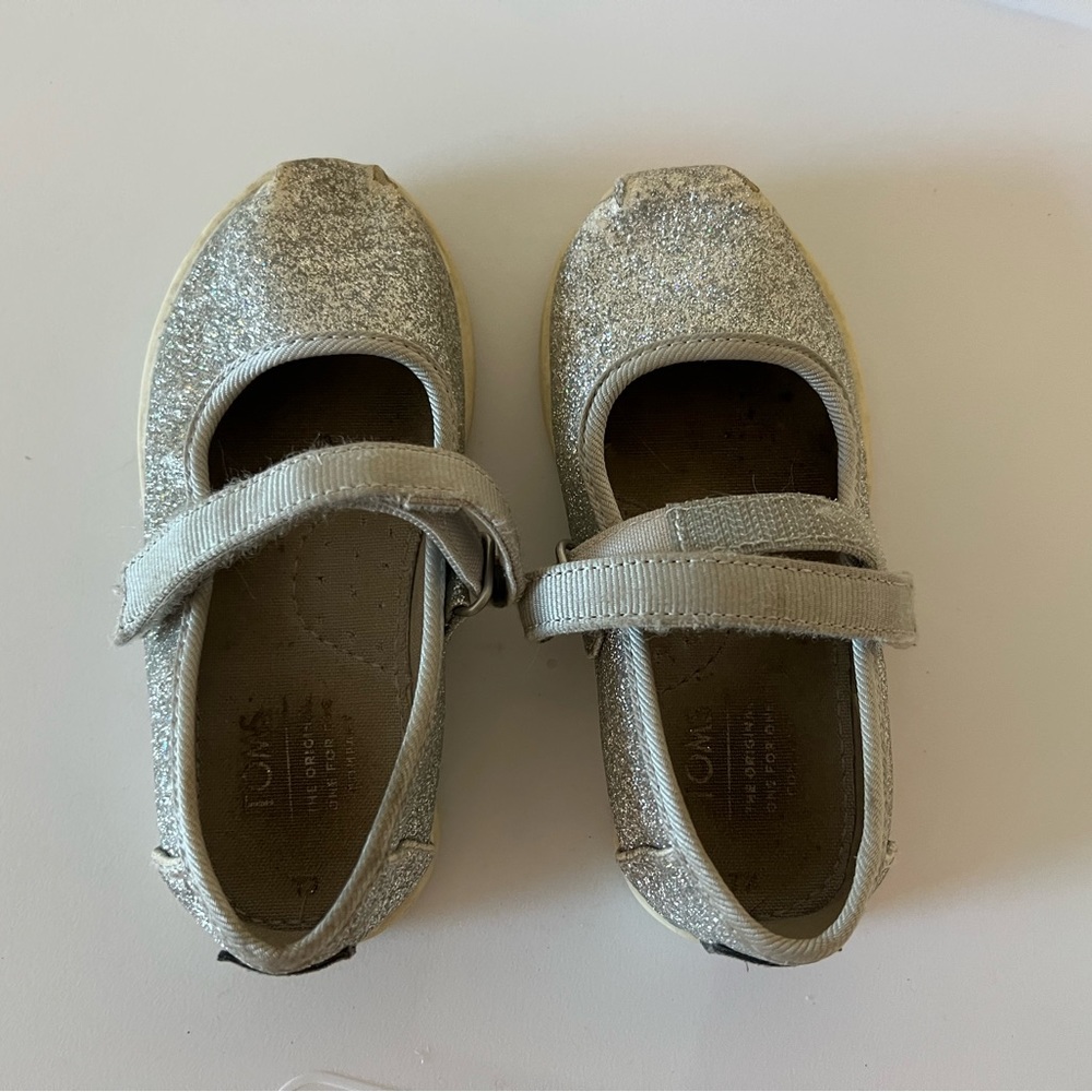 Girls Toms